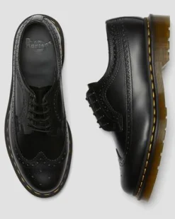 3989 Brogue sko i Smooth læder in Sort