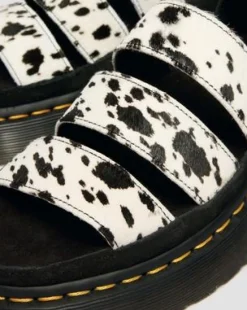 Clarissa Quad-sandaler med rem i Hair On-læder in Cremefarvet & Sort