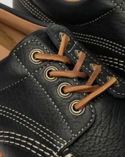 Lowell Moc Toe-sko i Wild Grain-læder in Sort