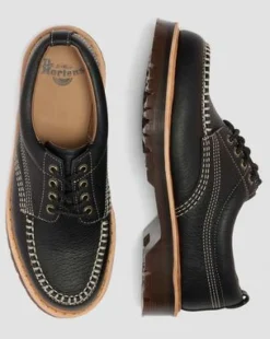 Lowell Moc Toe-sko i Wild Grain-læder in Sort